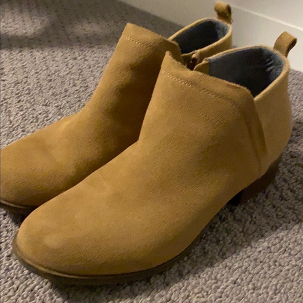 Toms ankle boots